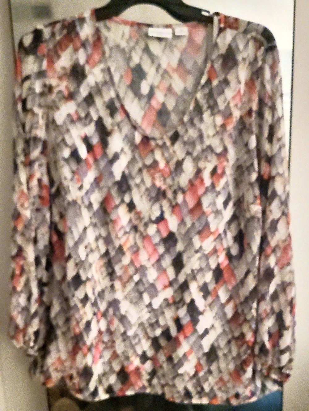 Liz Claiborne Women's Geometric Blouse Gray & Red Size 2X